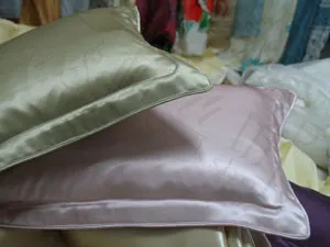 Silk pillow case