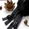 Top quality black plastic zipper for luggage