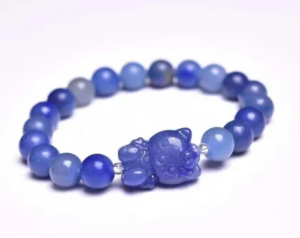 Cat Carving Crystal Healing Stretch Bracelet