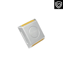 تابلوهای راهنما با انعکاس 43 مهره آلومینیومی ریخته می شوند