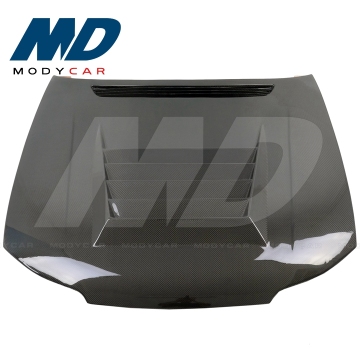 Hotte en fibre de carbone de style Dmax pour 1999-2002 Nissan Silvia S15