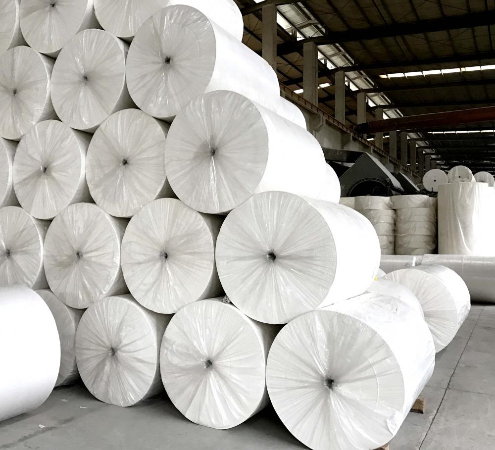 Rollo de jumbo de papel de seda para convertir la planta