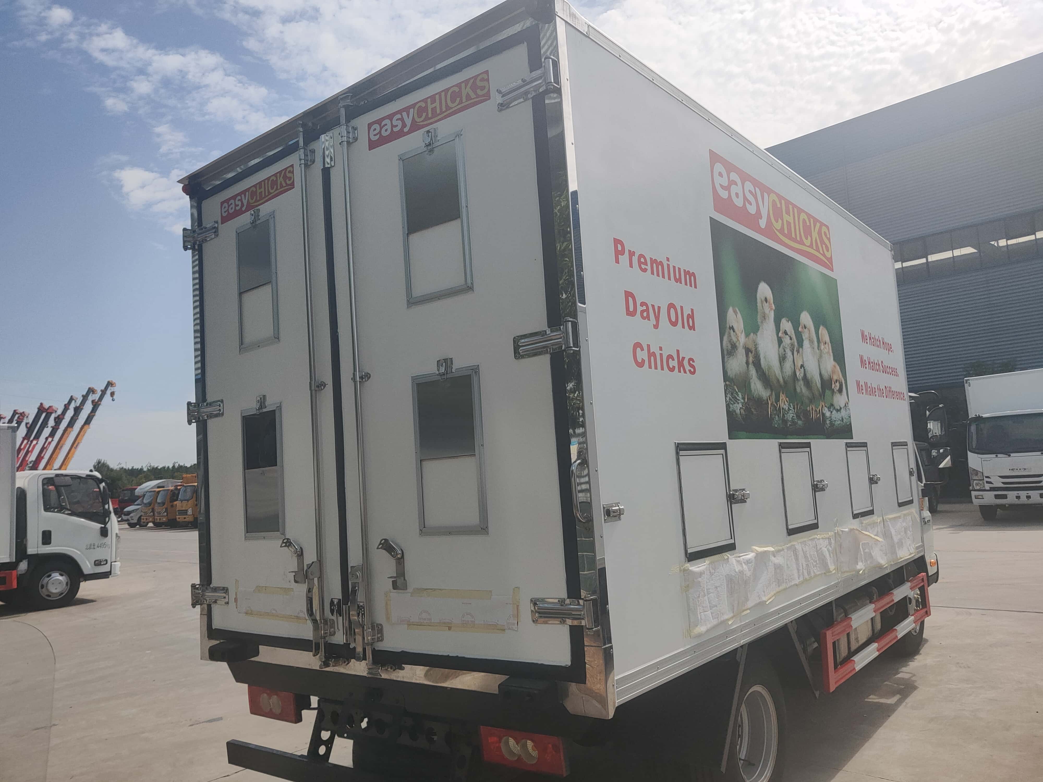 FOTON euro 3 animal baby shipping truck