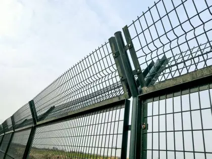 High-Quality Mesh Fencing for Airport Security Perimeter