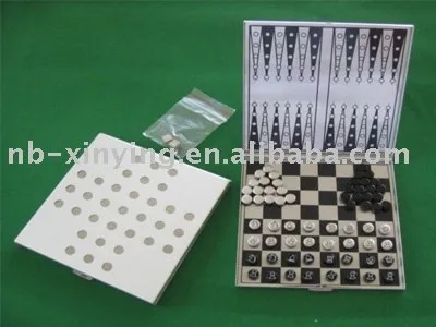 Travel with Magnetic Aluminum Chess Games