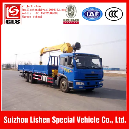 dump truck with crane