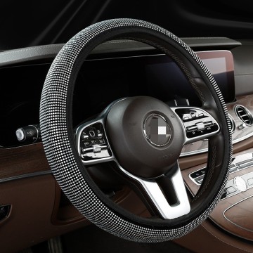Full Diamond Style Bling Car Accessories: Luxurious Steering Wheel Cover for Women and Men - Suitable for All Seasons