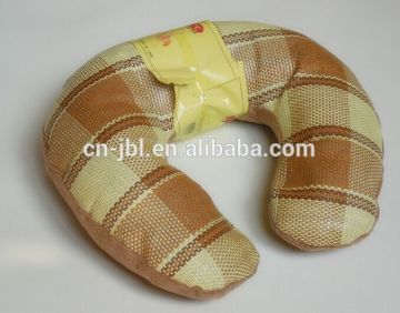 Protece your neck Travel pillow