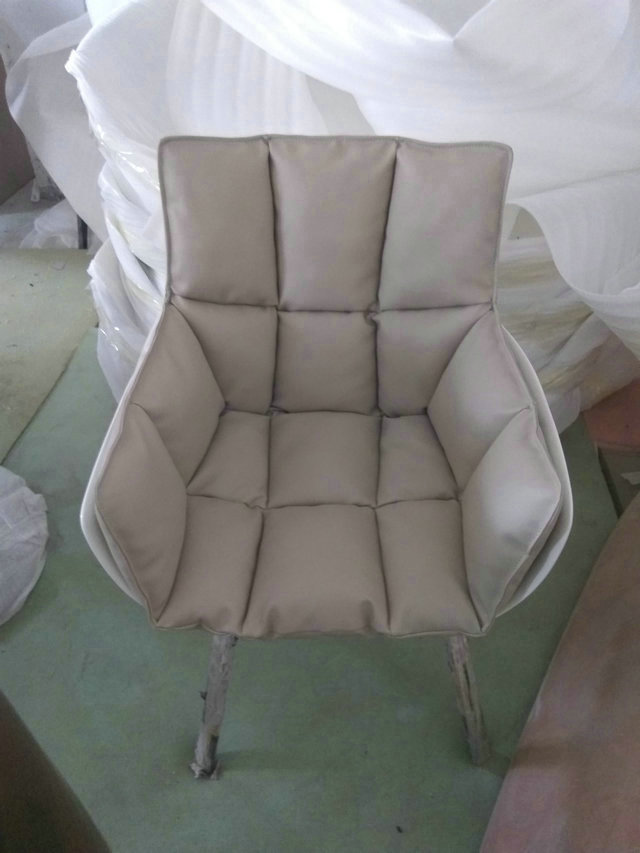 Replica Patricia Urquiola Husk Chair