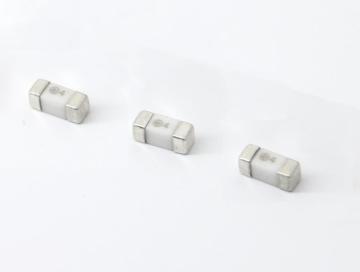 SMD fuse----a time-lag type brick fuse