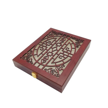 Custom wooden box for medal