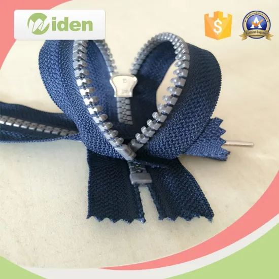 One Way Separating Resin Zipper Roll for Bag