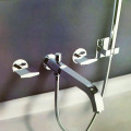 バスルームバスタブシャワーの蛇口真鍮