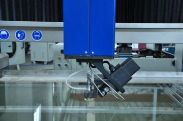 High pressure waterjet cutter for cutting hard stone