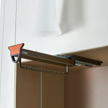Soft Close Clothes Rack with Trousers Holder and Eight Beads