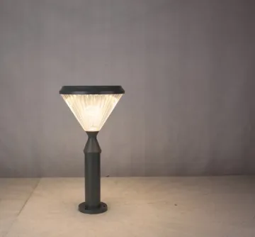 Warm white solar garden light for decoration