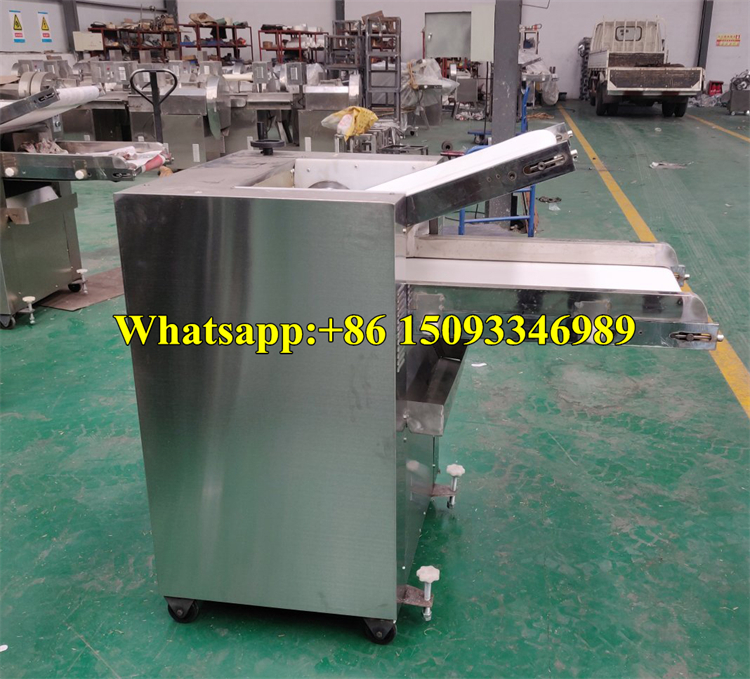 Automatic Dough Flattening Machine: Bun Momo Dough Sheeter For Easy ...