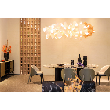 Silla de comedor con madera de cenizas y cuero