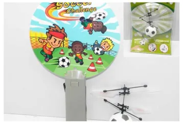 R/C FOOTBALL FLYER
