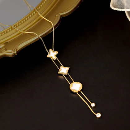 Luxury Titanium Clover Mini Necklace