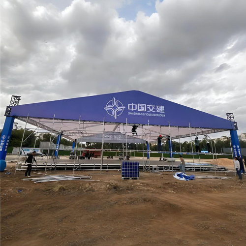 Adjustable Outdoor Truss System