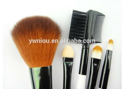GIRLIE MINI brushes makeup make up set