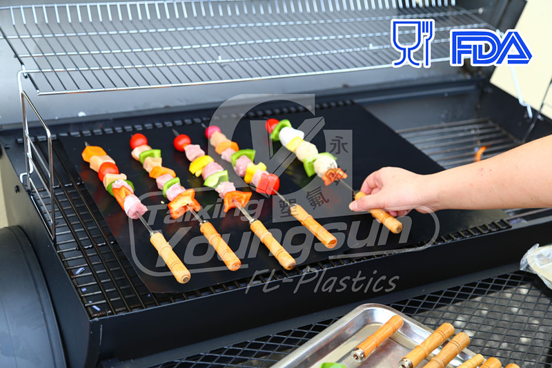 Reusable and 500F Safe to use Barbeque Grill Mat