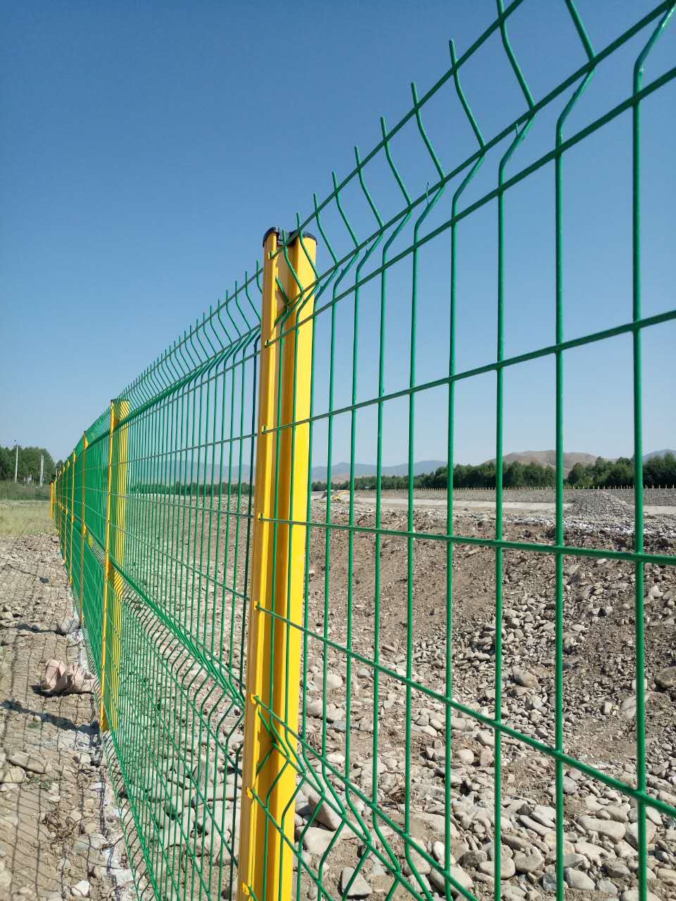 Fencing panel wire mesh on the Public places