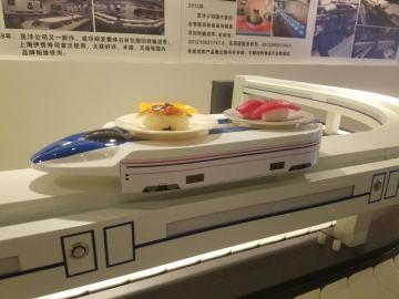 Turning intelligent shape food delivery truck