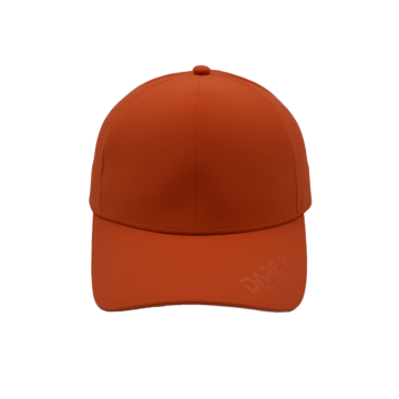 Оранжевая бесшовная шапка с регулируемым ремешком