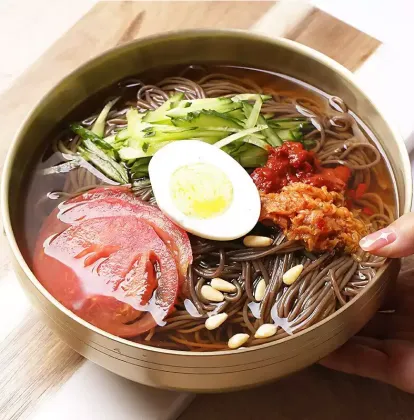 delicious buckwheat cold noodle