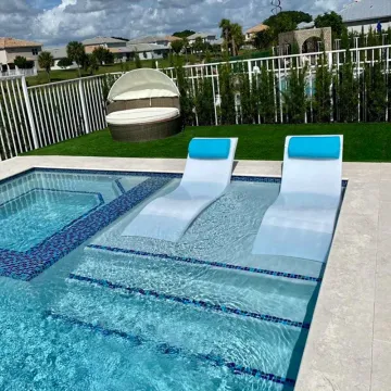 Outdoor Garden Water Lounger Swimming Pool Sunbed Loungers Beach Daybed Furniture