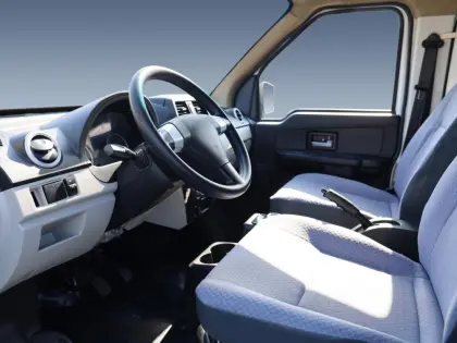 Pure Electric Commercial Van Electric Mini van 2024 Hot Selling Mini Bus