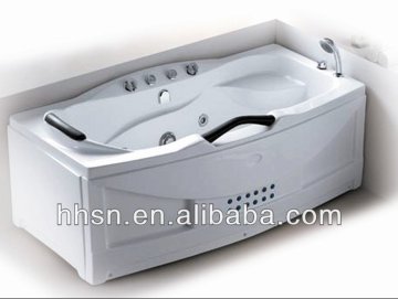 modern bathroom bathtub