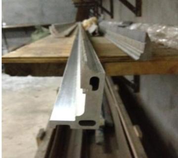 Zungenstange für Warp -Strickmaschine