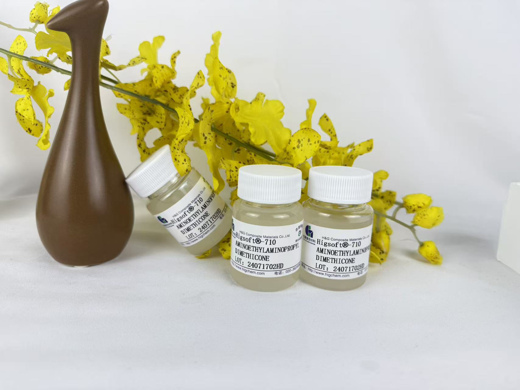 Aminoethyl Aminopropyl Dimethicone