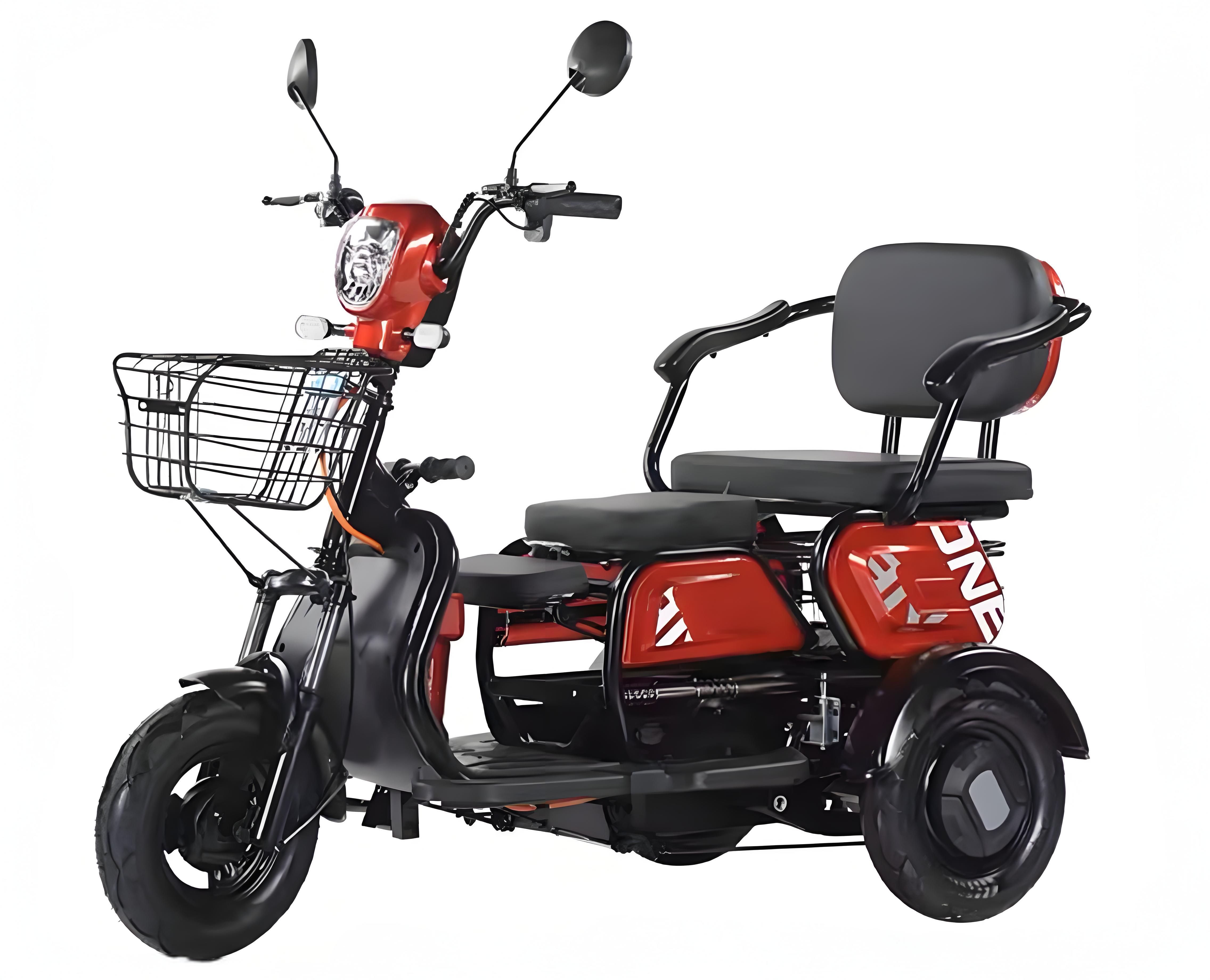 Three wheeled leisure car