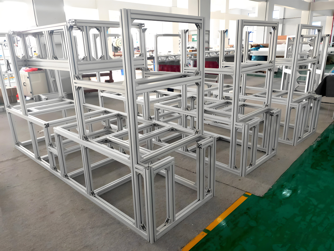 Aluminium profile equipment rack
