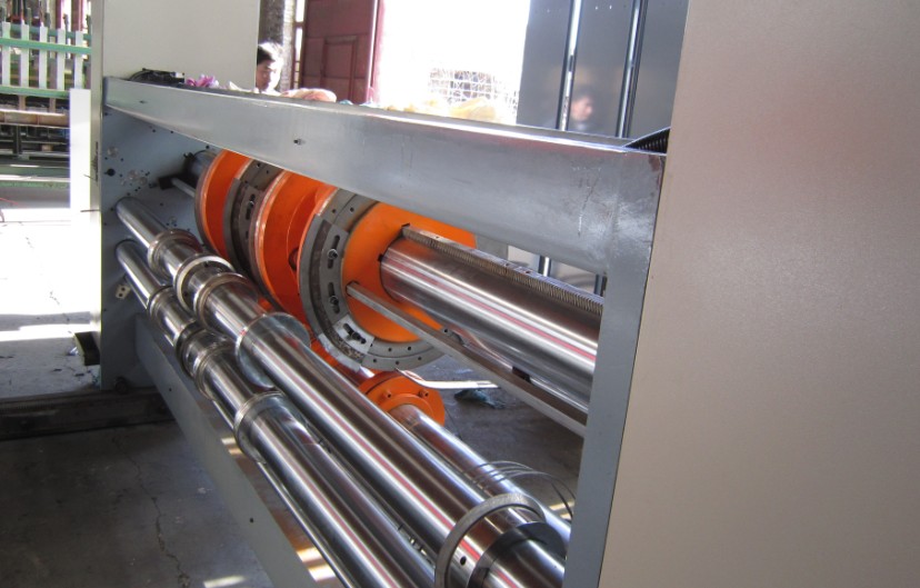 semiautomatic slotter machine4