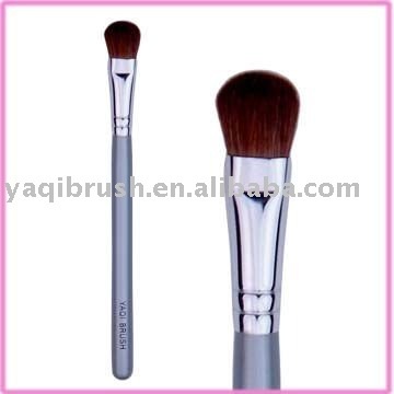 Maximum Coverage Concealer Brush 014