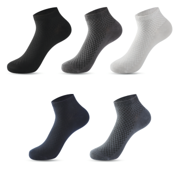 Wholesale Discounted Customized Bamboo Men's Socks for Professional Business Half Ankle Wear