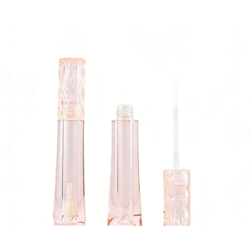 ব্রাশ দিয়ে খালি পিইটি লিপ গ্লস টিউব