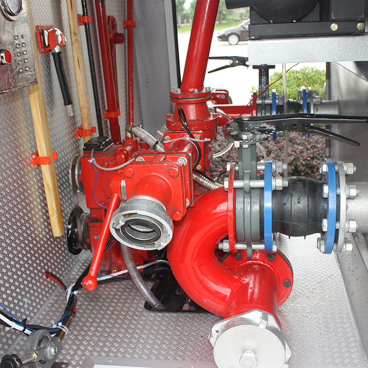ISUZU emergency command powder fire fighting vehicle