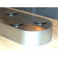 Magnetic food conveyor belt