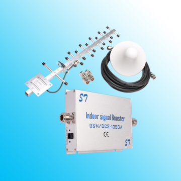 Dual-band mobile phone signal booster