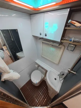 MAXUS V90 Motorhome Camper: 2 Bed 1 Bathroom RV for Sale