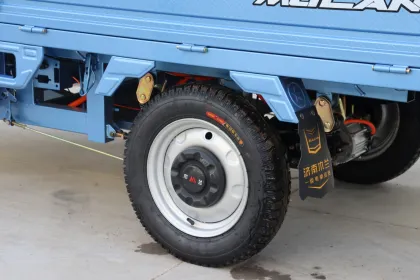 Hot Sells Fashion Excellent Car Mini Electric Car