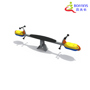 Playset Jungkat-jungkit Luar Ruangan Ramah Anak yang Bersemangat