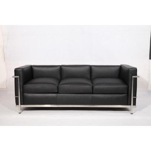 Le Corbusier LC2 sofa erreplikatua