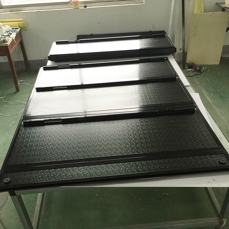 Tonneau cover for FORD ranger t6